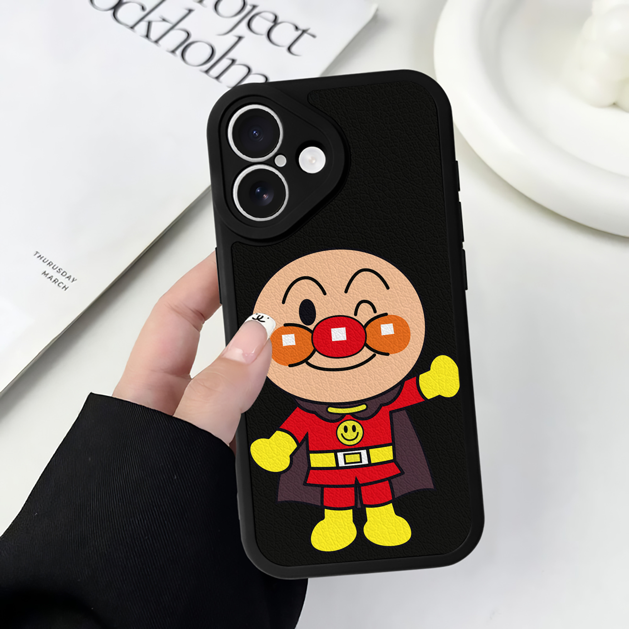 （画像用） アンパンマン Anpanman 【iPhone 16シリーズ対応】シリコンスマホケース（レザー調） 材質：シリコン